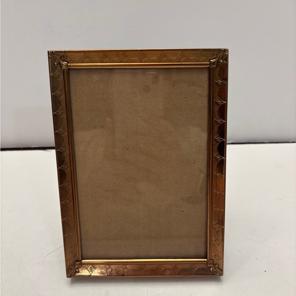 Elegant Gold Photo Frame